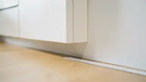 minimalna wysokość cokołu w kuchni